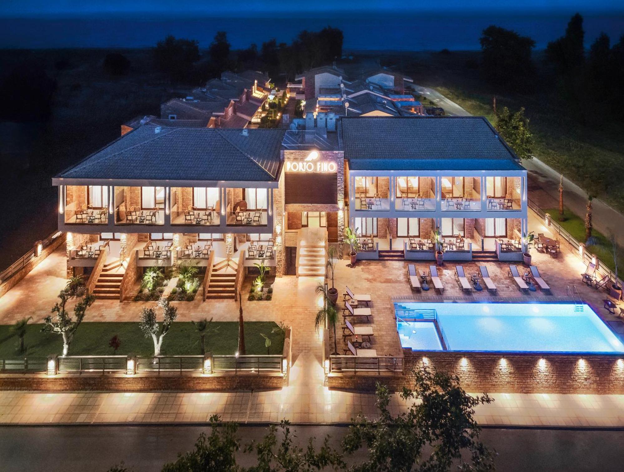 Porto Fino Apartment Asproválta Luaran gambar
