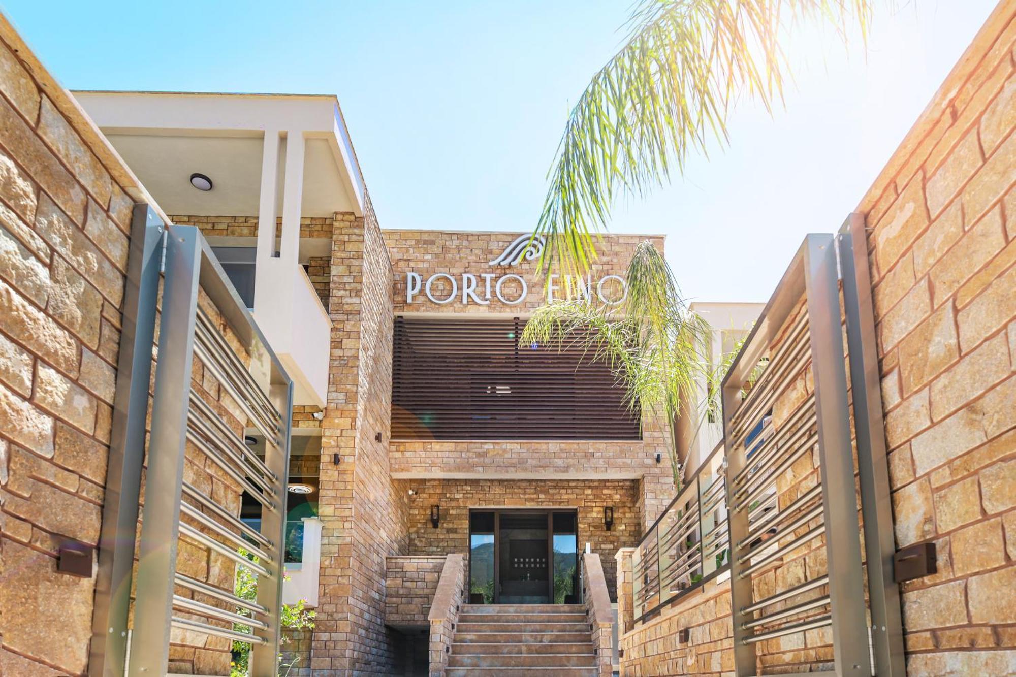 Porto Fino Apartment Asproválta Luaran gambar